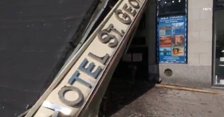 Video: Awning Collapses Near Brooklyn Subway Entrance 1 Brooklyn Subway Entrance