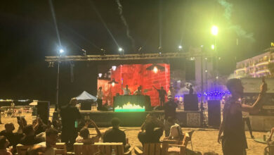 مهرجان الألوان 2025 يضيء شاطئ صور برسالة فرح وحياة