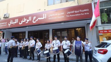 بالصور: مهرجان لبنان المسرحي الدولي يعيد الحياة إلى بيروت بافتتاح “المسرح الوطني” في الكوليزيه التاريخية