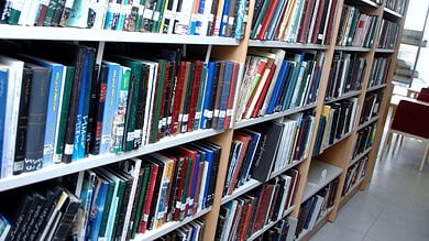 إقفال مكتبات في البقاع لبيعها كتبا غير مخصصة للبيع