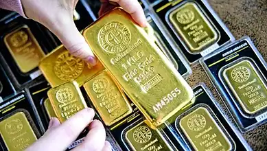 الذهب يحلّق نحو مكاسب أسبوعية قياسية ويتجاوز عتبة الـ 4000 دولار
