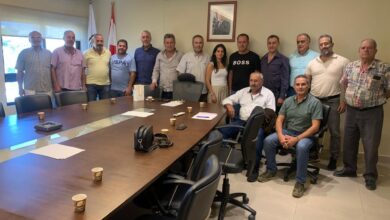 بالصور: وفد من النحالين يلتقي رئيس اتحاد بلديات البترون ويعرض مطالبه البيئية والمعيشية