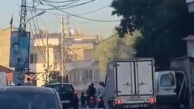 بالفيديو: غارة استهدفت منزل راعٍ في بلدة شبعا 4 بالفيديو: غارة استهدفت منزل راعٍ في بلدة شبعا