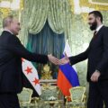 زيارة الشرع لروسيا تتصدر مواقع التواصل الاجتماعي، وجدل حول إمكانية "تسليم" بشار الأسد