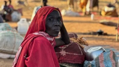 "الدعم السريع أطلقوا النار على أولادي أمام عينيّ"، بي بي سي تستمع إلى شهادات مروّعة من الفارين من الفاشر 5 "الدعم السريع أطلقوا النار على أولادي أمام عينيّ"، بي بي سي تستمع إلى شهادات مروّعة من الفارين من الفاشر