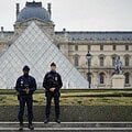 Vol au Louvre : Deux suspects ont été interpellés 19 Vol au Louvre : Deux suspects ont été interpellés