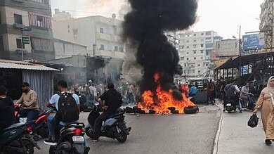 بالفيديو: احتجاجات لأهالي مخيم البداوي