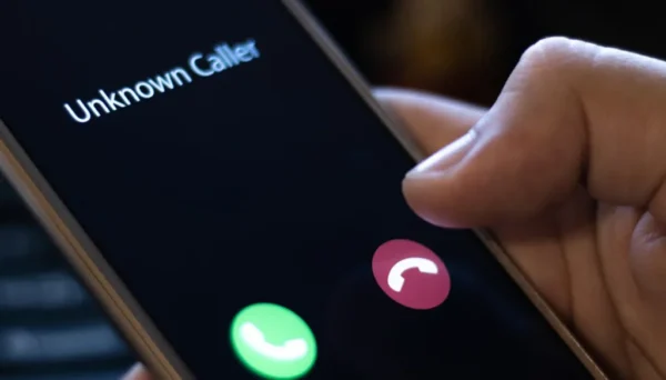 بعد اتصالات غامضة.. إخلاء مبنيين في صور وسط استنفار أمني 1 صور