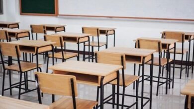 تهديد مفاجئ يفرض إجلاء طلاب شحور وصريفا فوراً