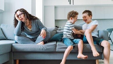 هل يزعجك أصدقاء أطفالك؟ إليك ثلاثة نصائح