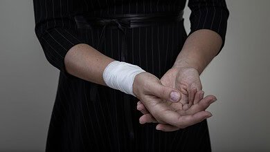 اليوم العالمي للقضاء على العنف ضد المرأة: كيف يمكن الحد من الظاهرة في الدول العربية؟