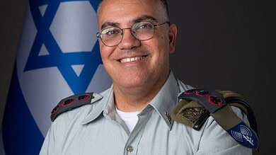 أفيخاي أدرعي يتجه للتقاعد من الجيش الاسرائيلي