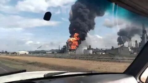 Video: Fire Breaks Out at Petrocedeno Oil Project in Eastern Venezuela