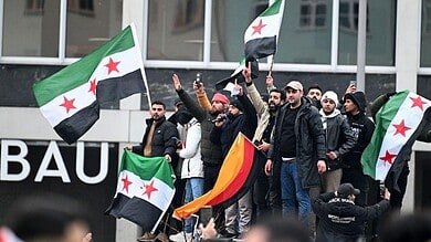 هل تُرحّل ألمانيا اللاجئين السوريين؟