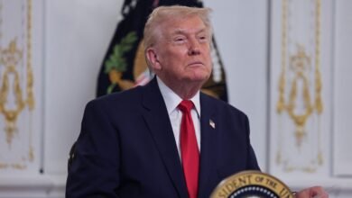 ترامب يعلن وقف الهجرة من "دول العالم الثالث" ويأمر بمراجعة شاملة للبطاقات الخضراء بعد هجوم واشنطن