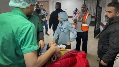 مقتل 13 شخصاً في قرية بيت جن جنوبي سوريا بعد "قصف إسرائيلي"، والجيش الإسرائيلي يعلن إصابة ستة جنود خلال عملية لاعتقال "مطلوبين"