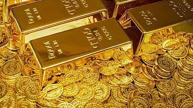 تراجع طفيف للذهب مع صعود الدولار بعد تقرير الوظائف الأمريكي