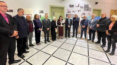 افتتاح معرض فني في صيدا لدعم المركز الوطني للعيون