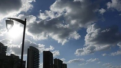 طقس لبنان: انخفاض الحرارة يقترب والضباب يعود إلى المرتفعات