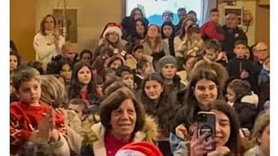 بيصور تحتفل بالميلاد: لقاء جامع يرسم الفرح على وجوه 250 طفلًا