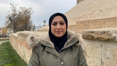 سوريون في تركيا يفكرون بالعودة إلى بلادهم بعد سقوط الأسد لكن "التحديات كثيرة"