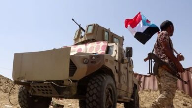 الرياض تصف "دعماً إماراتياً" لقوات جنوبية في اليمن بـ"بالغ الخطورة"، واتهامات لأبوظبي بـ"تأجيج الصراع"