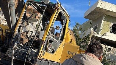 استهداف مباشر لآلية مدنية في قضاء بنت جبيل