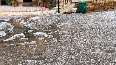 عاصفة برد وأمطار تغرق طرقات النبطية وتفاقم معاناة الأهالي