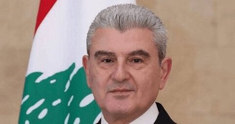 وزير الصناعة