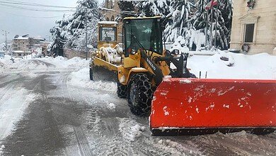 الجليد يشلّ الطرق في جرد الضنية ويعطّل الحركة صباحًا