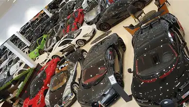 اختفاء 26 سيارة فاخرة يهزّ موسكو في عملية احتيال غير مسبوقة