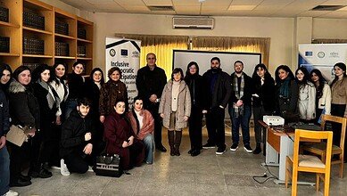 بالصور: محاضرة في كلية الحقوق - 2 حول المشاركة الديمقراطية الشاملة في لبنان