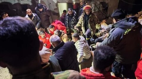 المبنى المنهار