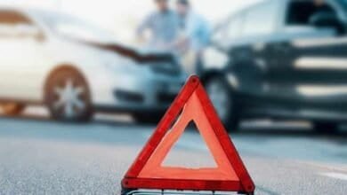 فتى جريح بانقلاب سيارته في مجدليون