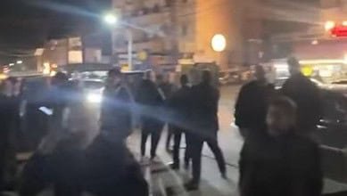 إطارات مشتعلة وسط الطريق العام في ساحة العبدة