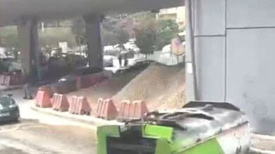 سقوط صهريج مازوت عن جسر سليم سلام يربك حركة السير في بيروت