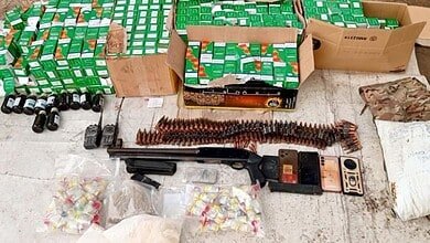 بالصور: توقيف 4 سوريين ولبناني بجرائم مخدرات وسرقة سيارات في بعلبك