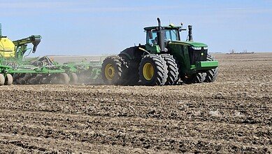 هل المزارع "كثيفة الاعتماد على التكنولوجيا" هي مستقبل الزراعة؟