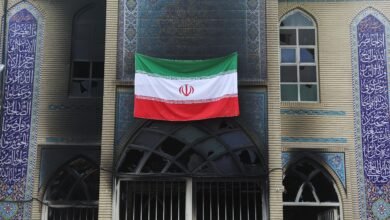 "الضربات الأمريكية لن تنقذ الإيرانيين من وحشية الدولة" - مقال في الغارديان