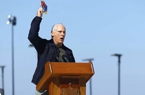 Cuba Condena el Bombardeo de Caracas en Mitin en La Habana 1 Cuba Condena el Bombardeo de Caracas en Mitin en La Habana