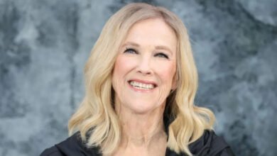 وفاة كاثرين أوهارا، نجمة مسلسل "شيتس كريك" وفيلم "هوم ألون"