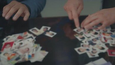 "كنت أظنّ أنني الأم الوحيدة التي تبحث عن صغيرها، حتى أدركتُ أن هناك أُمهات فقدنَ ثلاثة أو أربعة أبناء"