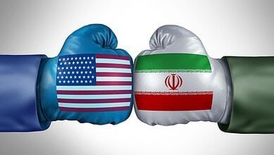 كيف يتأثر الخليج برسوم أمريكية جديدة على التعامل مع إيران؟