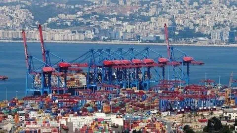 قرار جديد من إدارة مرفأ بيروت لتسهيل حركة الشاحنات والبضائع 1 مرفأ بيروت