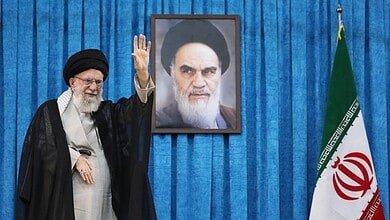 عضو في مجلس مدينة طهران: مقتل صهر خامنئي وزوجة ابنه جراء الغارات