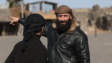 أحمد العودة: من هو صانع التسويات والقائد السابق للواء الثامن؟ #عاجل