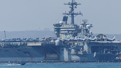 "قد يجد الأسطول الأمريكي قبالة إيران نفسه في مواجهة دون قرار بالحرب" - مقال في التليغراف