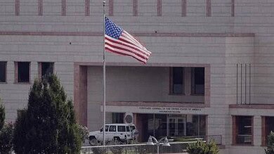 بالفيديو: السفاره الامريكيه في بيروت تجدد دعوه مواطنيها بمغادره لبنان فورا