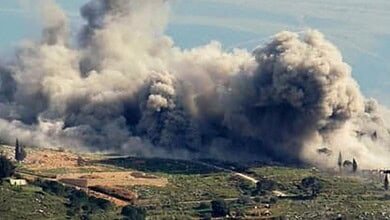 بالفيديو: مشهد مُرعب للحظة سقوط مبنى بشكل كامل في صور