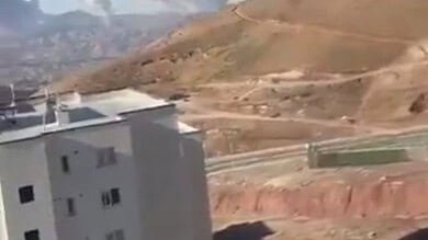 بالفيديو: غارات جوية واسعة على طهران بمشاركة إسرائيلية أمريكية